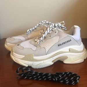BALENCIAGA SNEAKERS